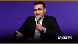 বাবর আজম টি-টোয়েন্টি দলে মানানসই নন বলছেন শেবাগ