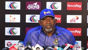 টেস্টে মানসিক প্রস্তুতিই বড় চ্যালেঞ্জ- সিমন্স