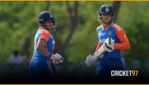 বোলিংয়ের পর ব্যাটিংয়েও দাপট, বাংলাদেশকে উড়িয়ে ফাইনালে ভারত