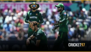 পাকিস্তানকে নিন্দা জানিয়েছেন কামরান আকমল