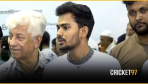 ফেসবুকে ক্রিকেটারদের মন্তব্যে অসন্তোষ প্রকাশ আসিফ মাহমুদের