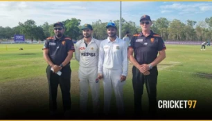 অস্ট্রেলিয়ায় ফিফটি করেই যেনো কাজ শেষ জয়দের