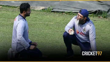 দলে ইতিবাচক পরিবেশ তৈরির জন্য সাকিব-মুশফিকের প্রশংসা করলেন মুশতাক