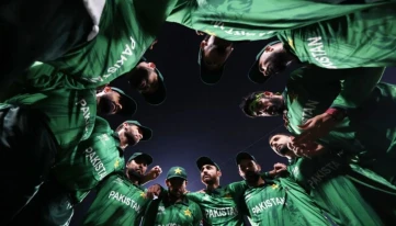 ফারহানের ঝলক, যুক্তরাষ্ট্রকে ৩২ রানে হারিয়ে ভারতের ম্যাচের আগে আত্মবিশ্বাসী পাকিস্তান