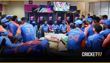 বিশ্বকাপ জিতেও দেশে ফিরতে পারছে না ভারত