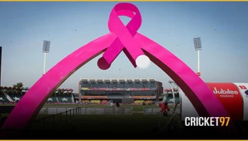 পিএসএলে স্তন ক্যান্সার সচেতনতা; দর্শকদের পিংক পরতে উৎসাহিত করা হচ্ছে