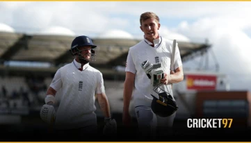 England 371 to win at Headingley