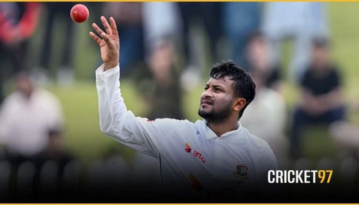 বল ছু'ড়ে জরিমানা গুনতে হল সাকিবকে