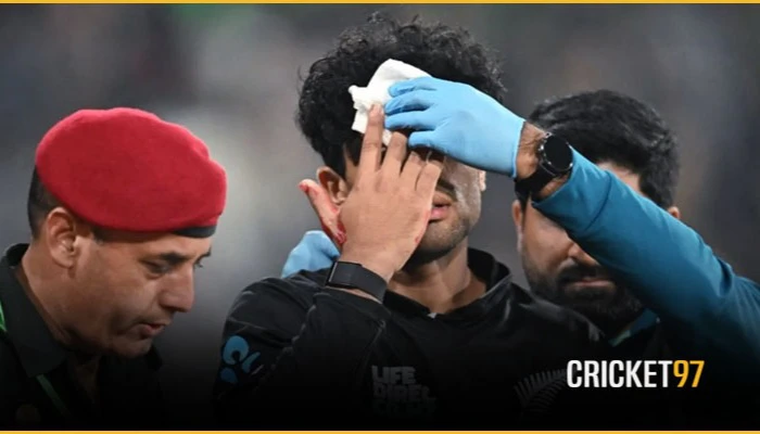 Rachin Ravindra bleeds profusely after losing ball in Lahore floodlights