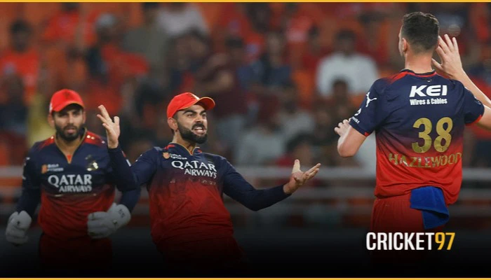 পাঞ্জাব কিংসকে উড়িয়ে দিয়ে ফাইনালে রয়্যাল চ্যালেঞ্জার্স বেঙ্গালুরু