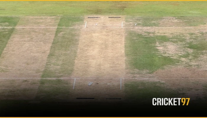 বৃষ্টি শেষে খেলা শুরু