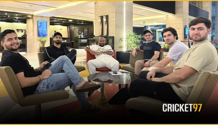 দুই বিদেশিকে এক টাকাও দেয়‌নি চিটাগং কিংস